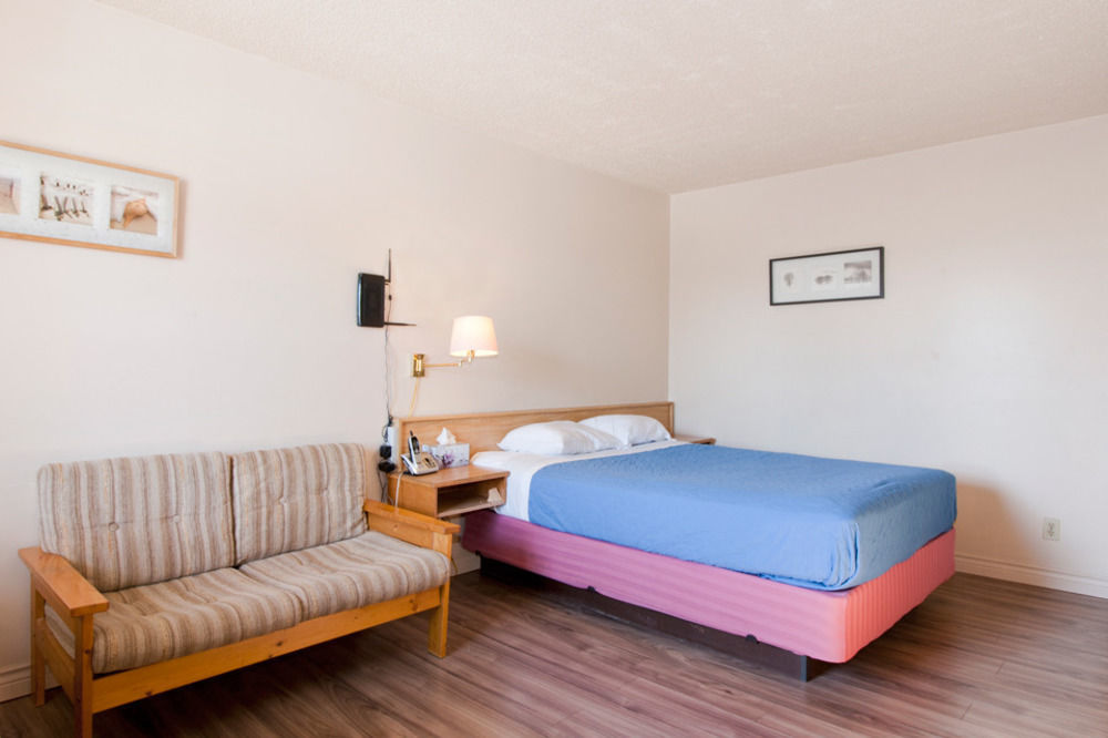 Horizon Motel Saint Albert Eksteriør billede